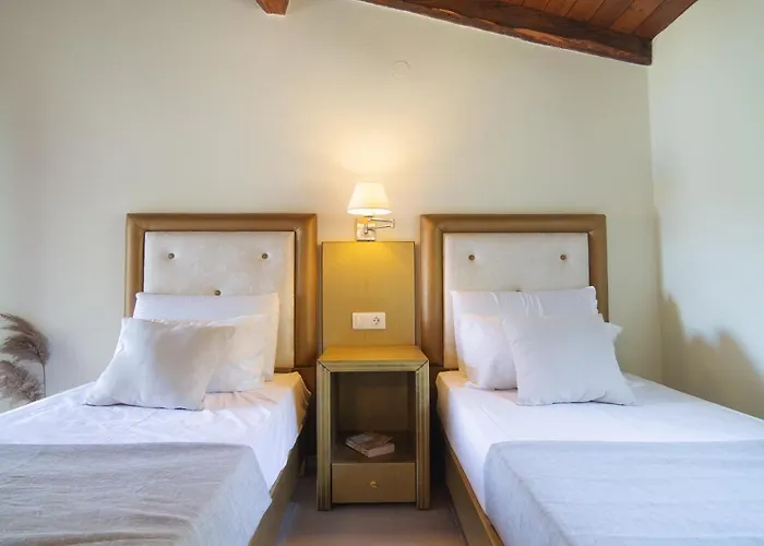Villa Theodora View Apartments Afroditi